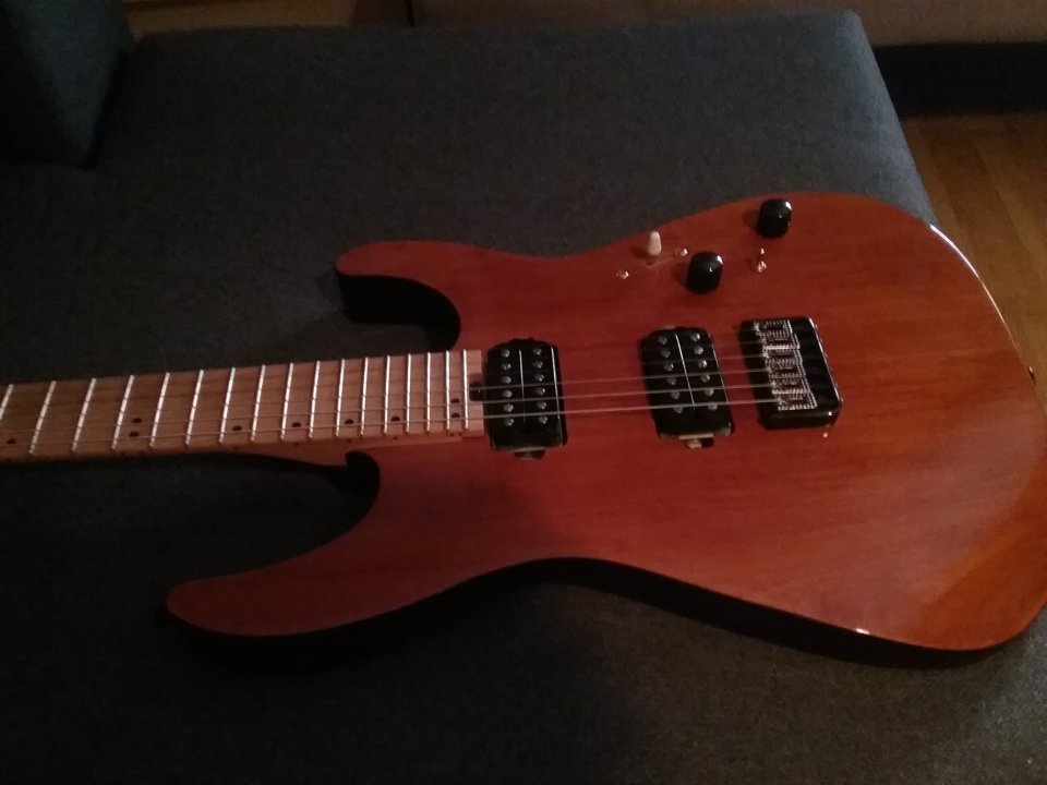 Charvel DK 24 de segunda mano · Foto 10 de 10 · Madrid · 550 €