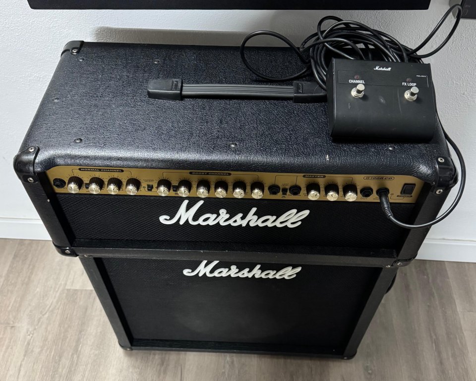 Marshall G100R CD+1x12 de segunda mano · Foto 1 de 5 · Málaga · 300 €