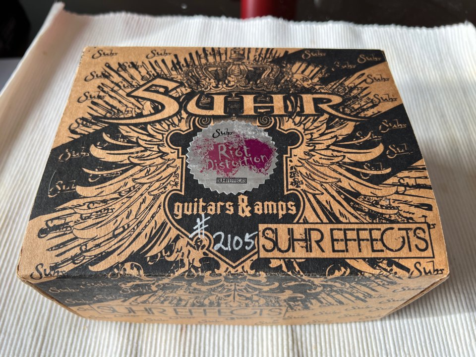 Suhr Riot + Tubescreamer Mini (OFERTA)