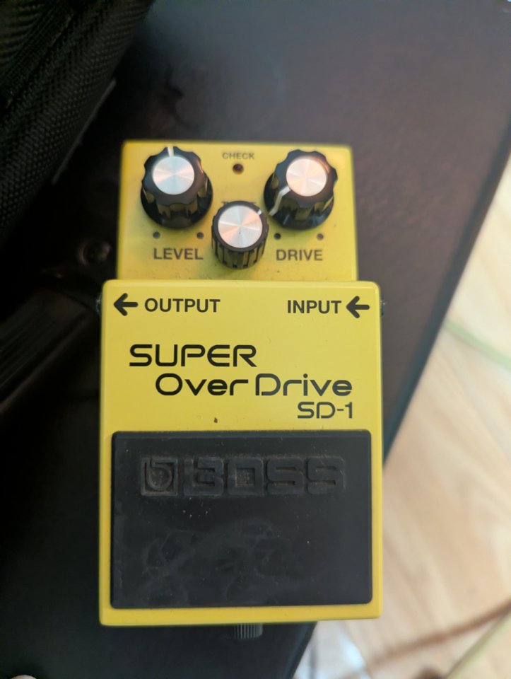 Vendo Boss Sd1 de segunda mano · Valencia · 50 €