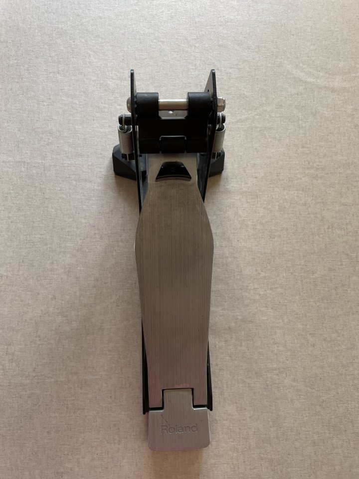 Pedal batería electronica ROLAND FD-9 Hi-Hat de segunda mano · Foto 1 de 7 · Alicante · 140 €