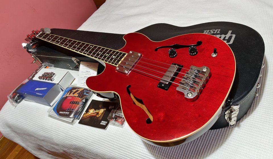Gibson Midtown Standard Bass cherry USA (2013) de segunda mano · Foto 4 de 10 · Lugo · 2200 €