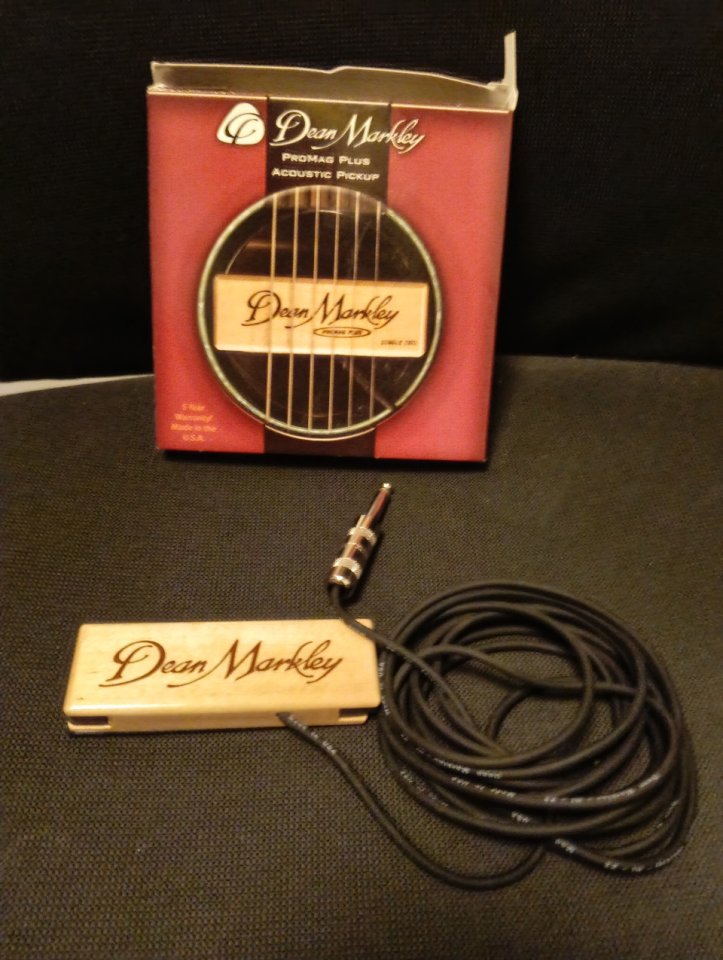 Pastilla para acústica Dean Markley Promag plus de segunda mano · Foto 1 de 4 · Barcelona · 25 €
