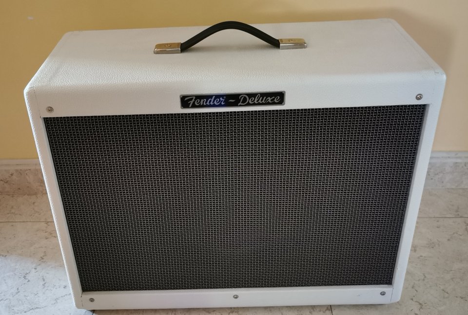 Fender Hot Rod Encl White Limited Edition