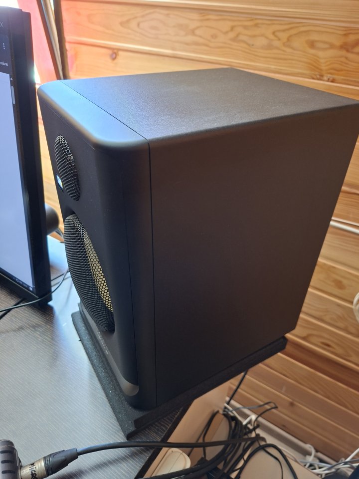 KRK Rokit RP7 G5 de segunda mano · Foto 1 de 6 · Málaga · 250 €
