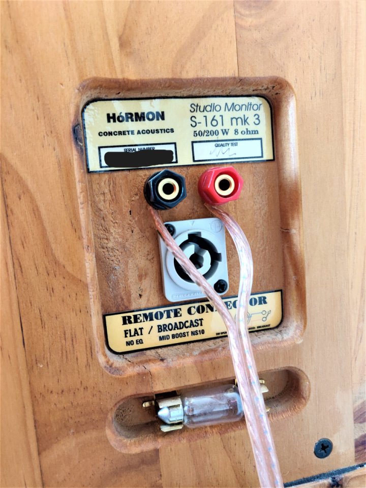 Hórmon S-161mk3 + SP-300 [Monitores de Estudio y Etapa de Potencia]