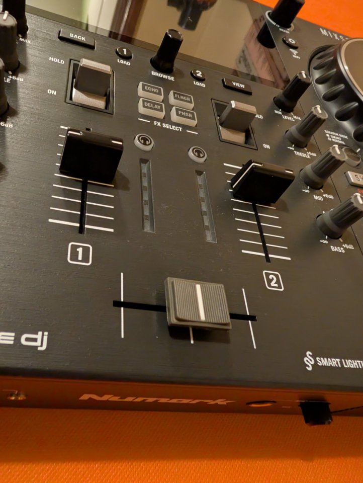 Numark MixStream Pro