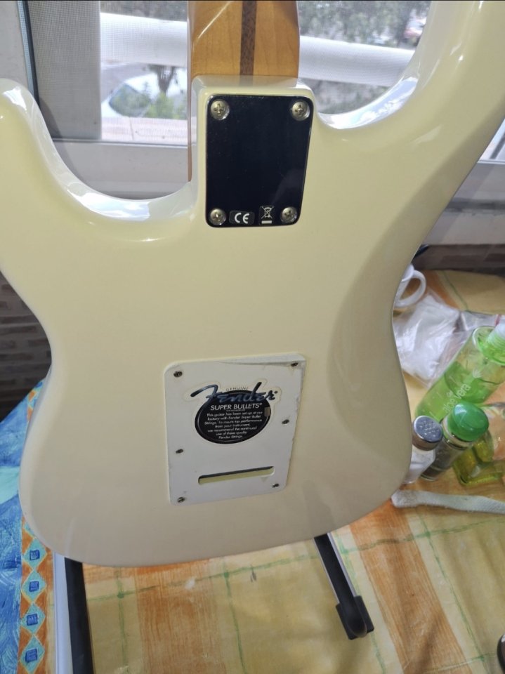 Fender stratocaster deluxe road worn ,2007, texas specials.funda fender  deluxe.