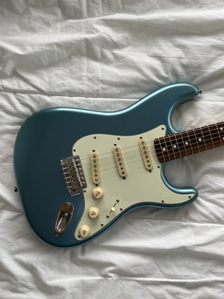 Squier Classic Vibe Stratocaster 60s LIMITADA