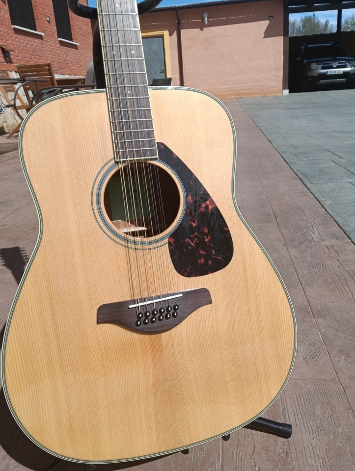 Yamaha fg820 acústica