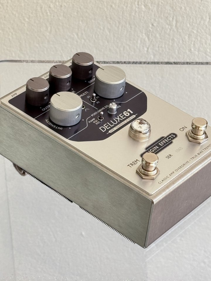 Origin Effects DELUXE 61 amp y tremolo de segunda mano · Foto 4 de 9 · Tarragona · 325 €