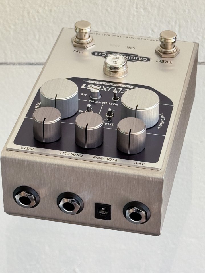 Origin Effects DELUXE 61 amp y tremolo de segunda mano · Foto 6 de 9 · Tarragona · 325 €