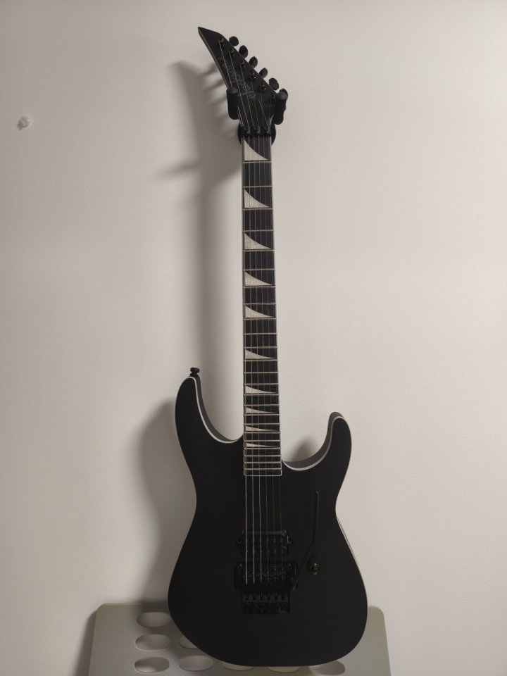Jackson Soloist SL1A Pro Plus Pure Metal Limited Edition Satin Black de segunda mano · Foto 1 de 5 · Navarra · 1250 €
