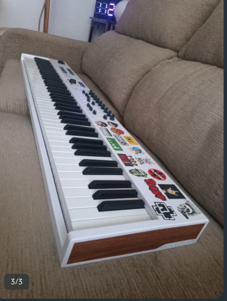 Arturia KeyLab Essential 88 de segunda mano · Foto 3 de 3 · Salamanca · 175 €