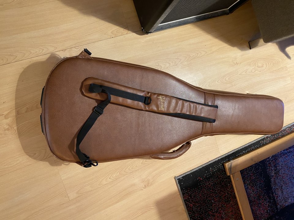 Funda Gibson Marrón Premium Guitarra de segunda mano · Foto 5 de 9 · Madrid · 95 €