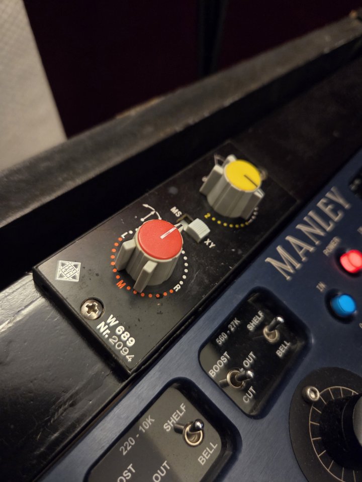 Módulo Neumann Telefunken de segunda mano · Foto 1 de 5 · Cádiz · 450 €