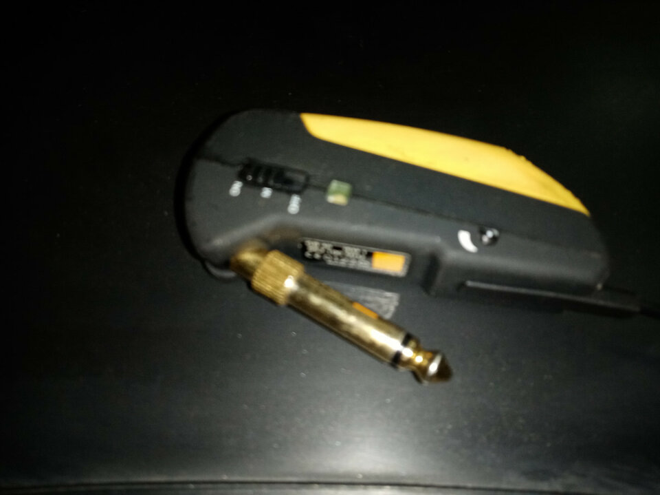 Inalambrico Guitarra AKG- WMS-40 , UHF