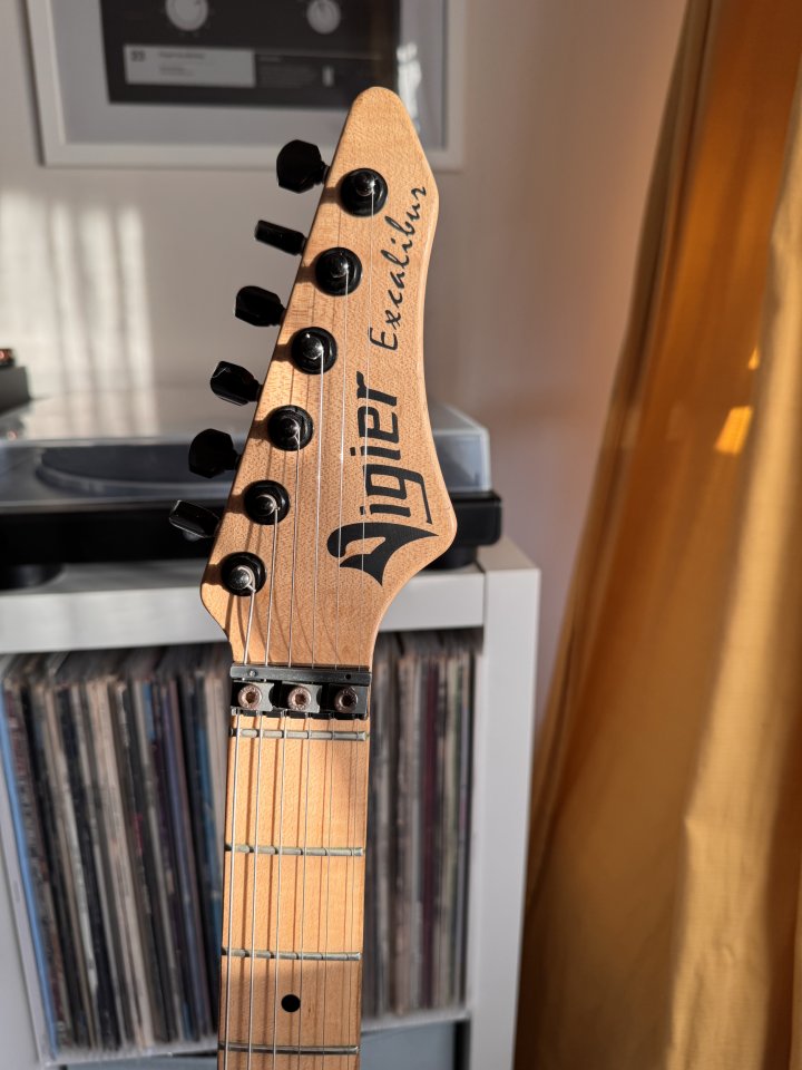Vigier Excalibur Original Floyd Rose de segunda mano · Foto 2 de 10 · Barcelona · 1600 €