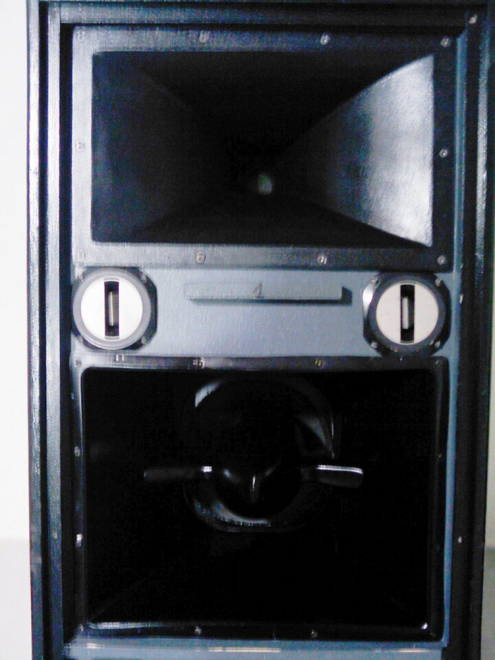 Cajas CS15/12 Especial de segunda mano · Foto 9 de 13 · Palencia · 3600 €