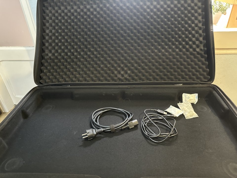 Controlador Dj Rane Four de segunda mano · Foto 8 de 9 · Barcelona · 1000 €