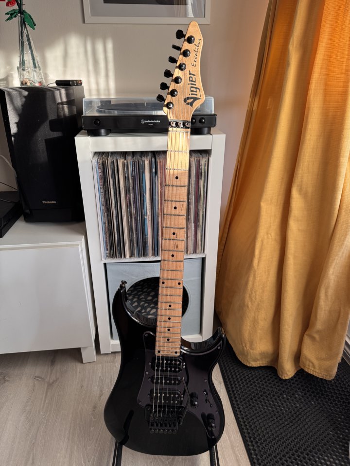 Vigier Excalibur Original Floyd Rose de segunda mano · Foto 3 de 10 · Barcelona · 1600 €