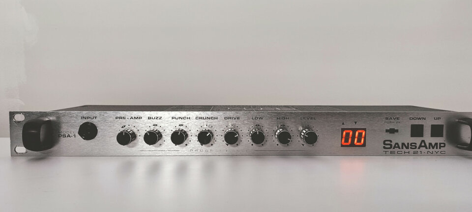 Preamp Guitarra/Bajo Tech-21 SanSamp PSA-1