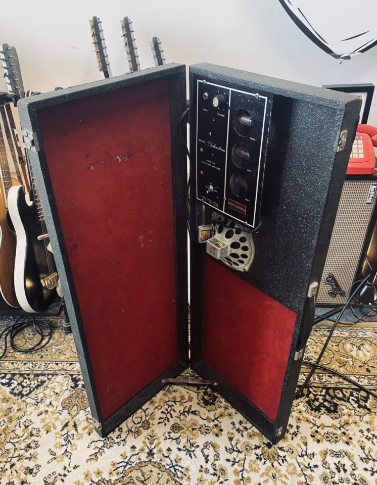 Silvertone 1448 Amp-In-Case - SOLO AMPLI-ESTUCHE de 1965 (VIDEOS)