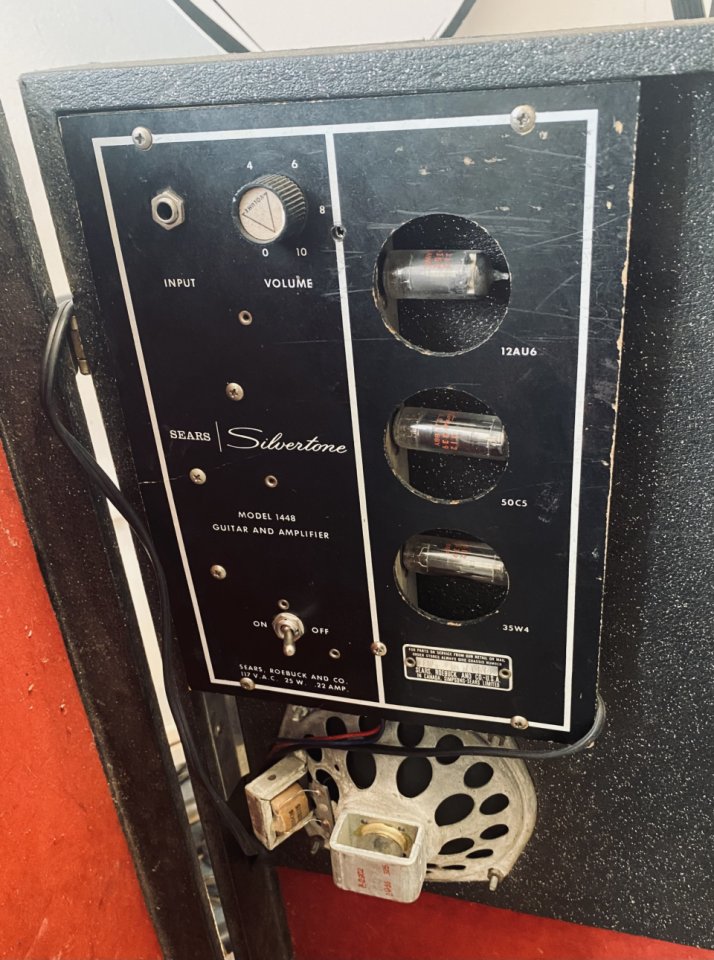 Silvertone 1448 Amp-In-Case - SOLO AMPLI-ESTUCHE de 1965 (VIDEOS)
