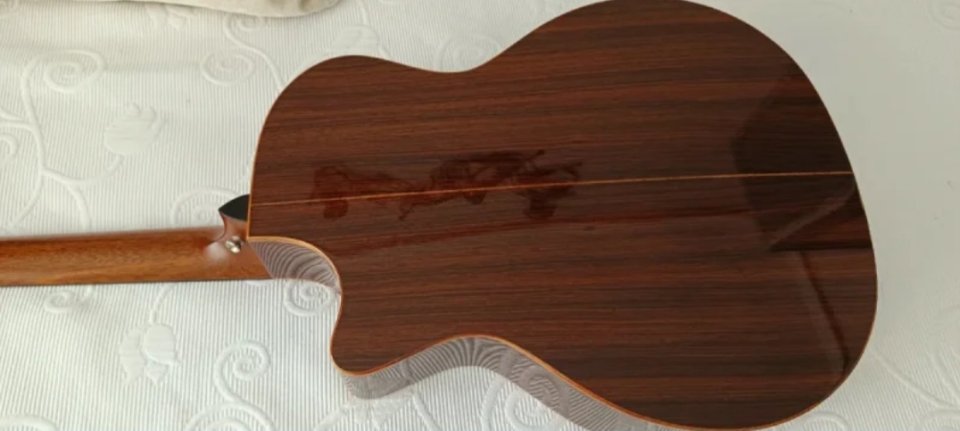 Taylor 714ce Western Sunburst de segunda mano · Foto 4 de 10 · Bizkaia · 2250 €