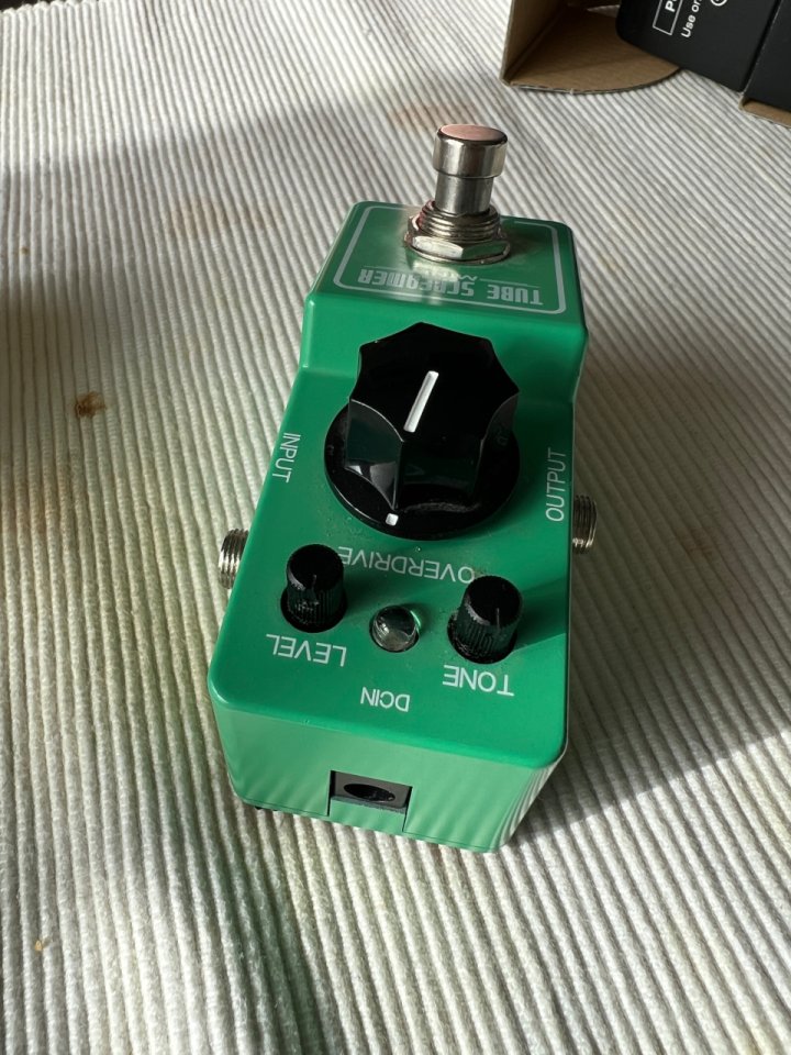 Suhr Riot + Tubescreamer Mini (OFERTA)