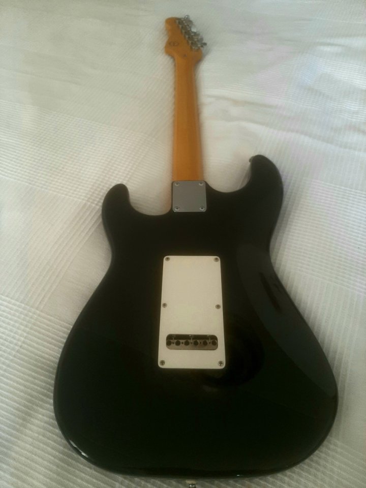 GYL STRATOCASTER LEGACY de segunda mano · Foto 4 de 6 · Illes Balears · 460 €