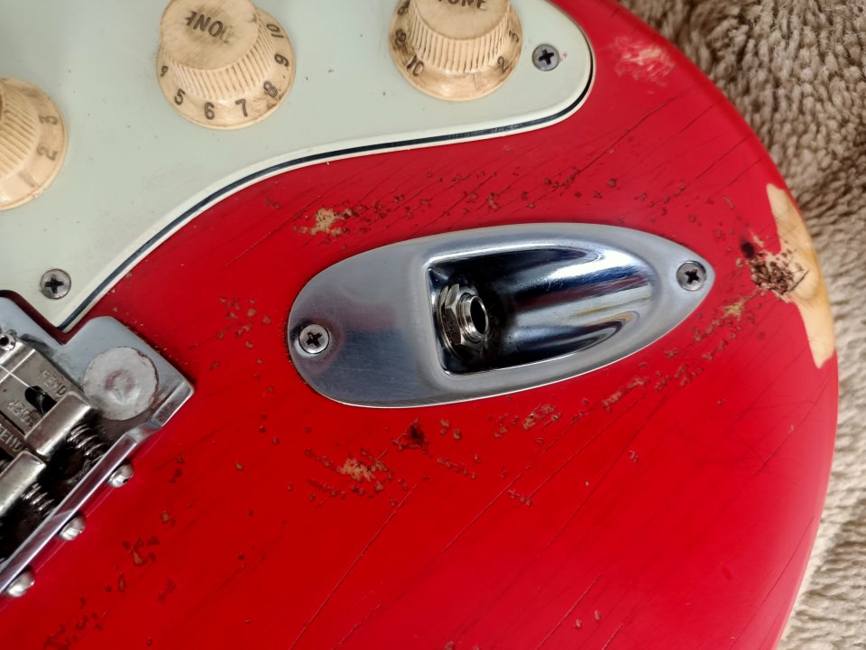 Fender Stratocaster Mark Knopfler signature de segunda mano · Foto 6 de 10 · Cádiz · 3500 €