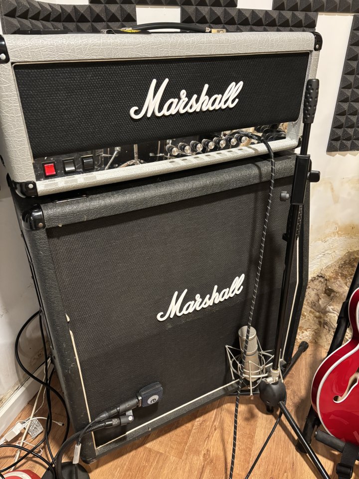 Cabezal Marshall Jubilee 2555x + Pantall JCM900