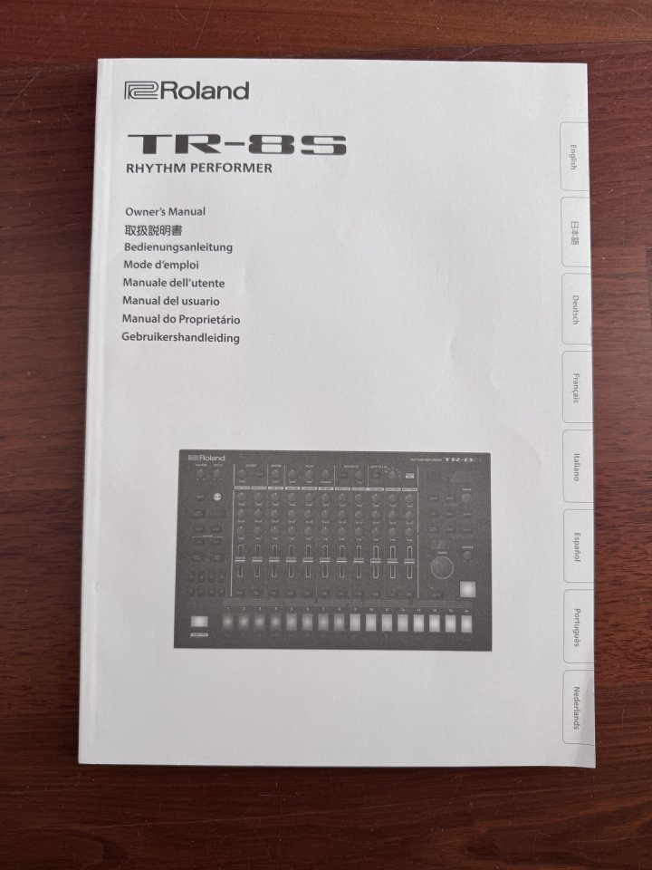 Caja de ritmos Roland TR-8S de segunda mano · Foto 5 de 5 · Madrid · 500 €