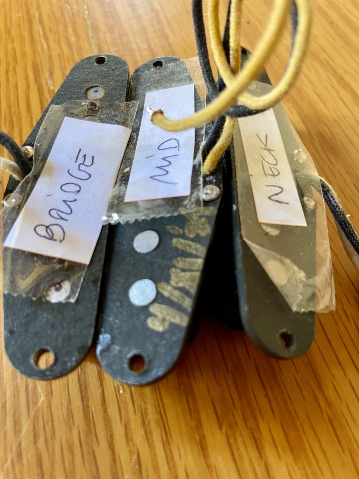 Set pastillas Stratocaster pre CBS