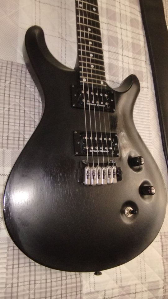 Guitarra Mensinger Custom Joker