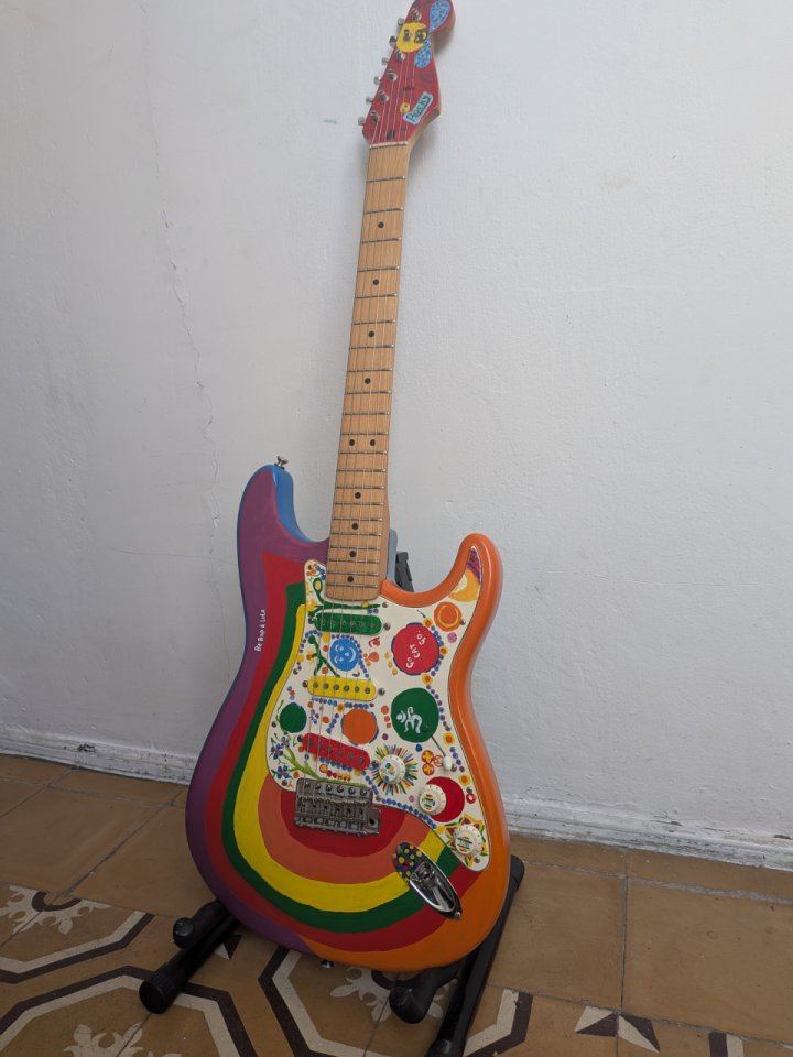 Fender Stratocaster GEORGE Harrison Rocky