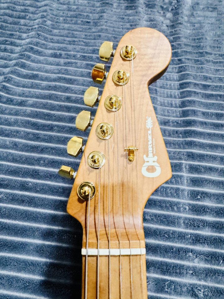 Charvel Pro Mod DK24 HSH 2PT Mahogany Natural de segunda mano · Foto 10 de 10 · SC Tenerife · 850 €