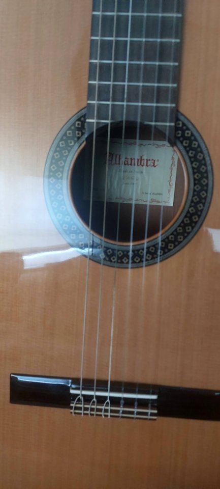 Alhambra C1 COMO NUEVA + Funda Alhambra 9730 de segunda mano · Foto 2 de 10 · Bizkaia · 340 €