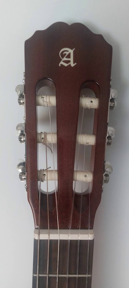 Alhambra C1 COMO NUEVA + Funda Alhambra 9730 de segunda mano · Foto 3 de 10 · Bizkaia · 340 €