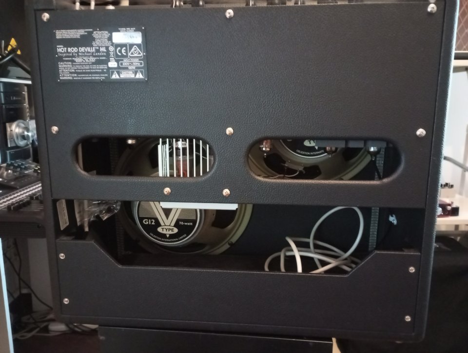 FENDER HOT ROD DEViLLE ML