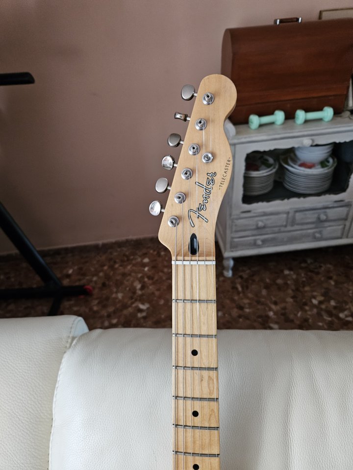 Telecaster Cabonita mex TV JONES de segunda mano · Foto 2 de 4 · Valencia · 750 €