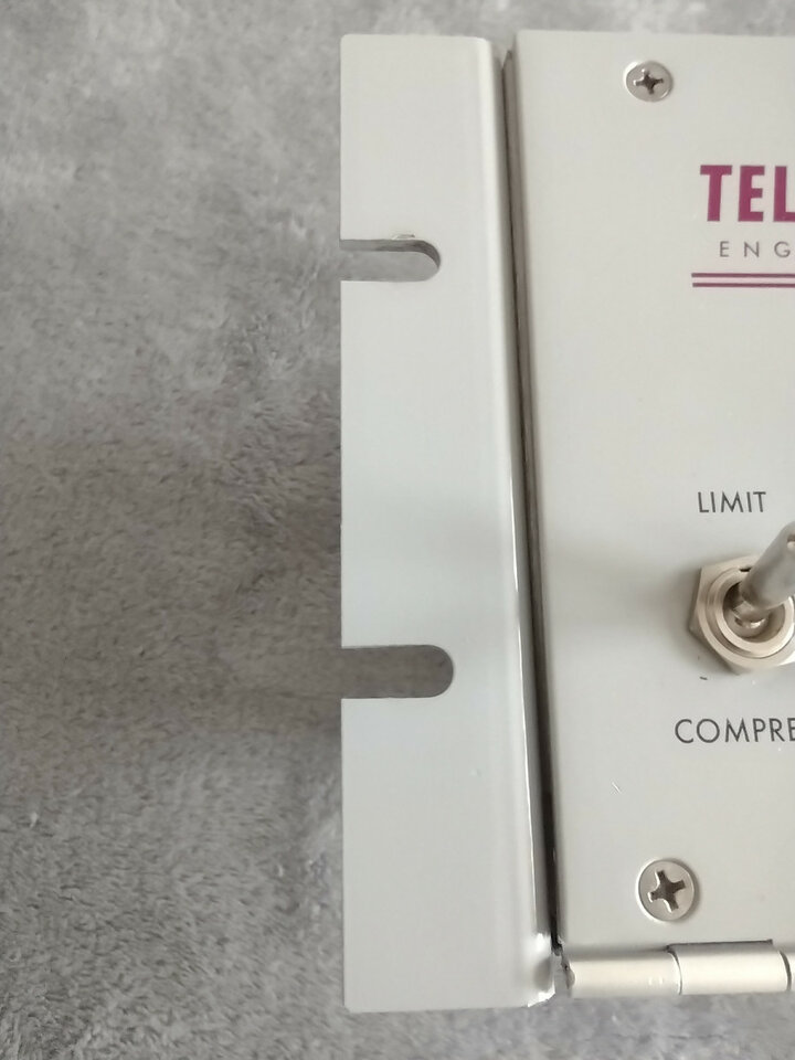 Compresor Universal Audio Teletronix LA2A