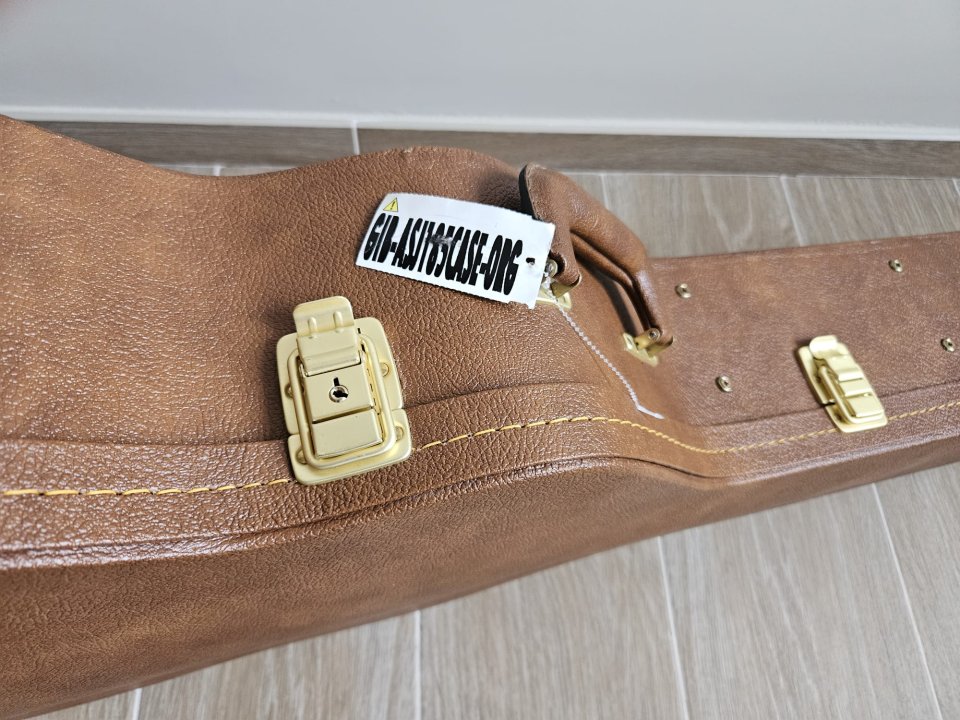 Estuche de lujo Gibson modelo J-185 Marrón.