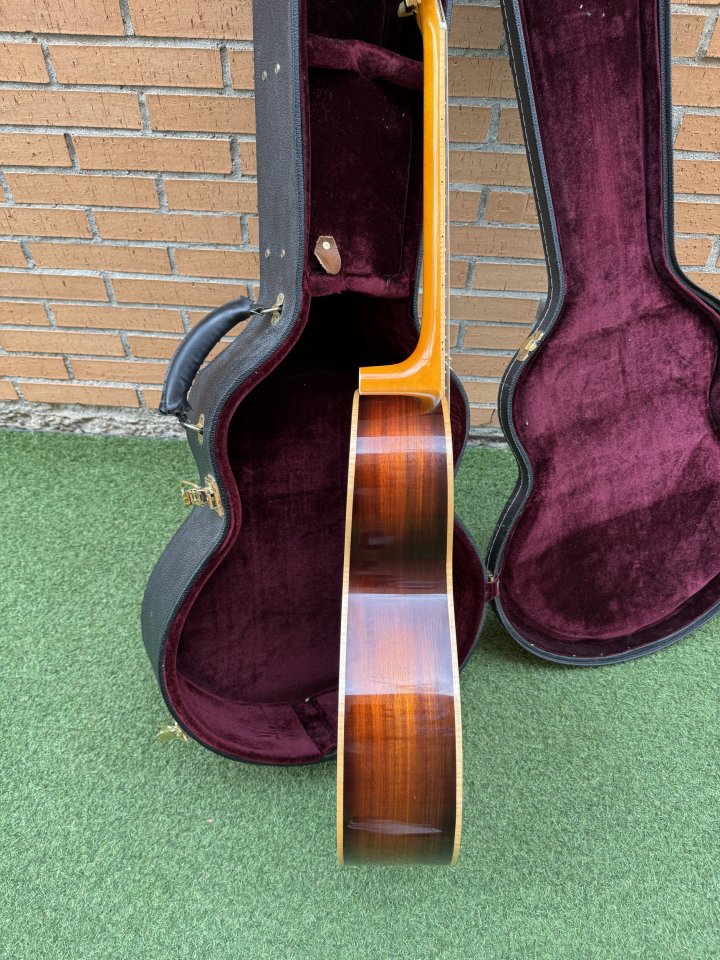 AMI SJG-200 (Sigma) Guitarra Acustica Jumbo