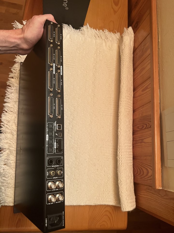 PACK DE SUMMING ANTELOPE + NEVE 8816 (pack completo para summing) de segunda mano · Foto 5 de 10 · Barcelona · 3900 €