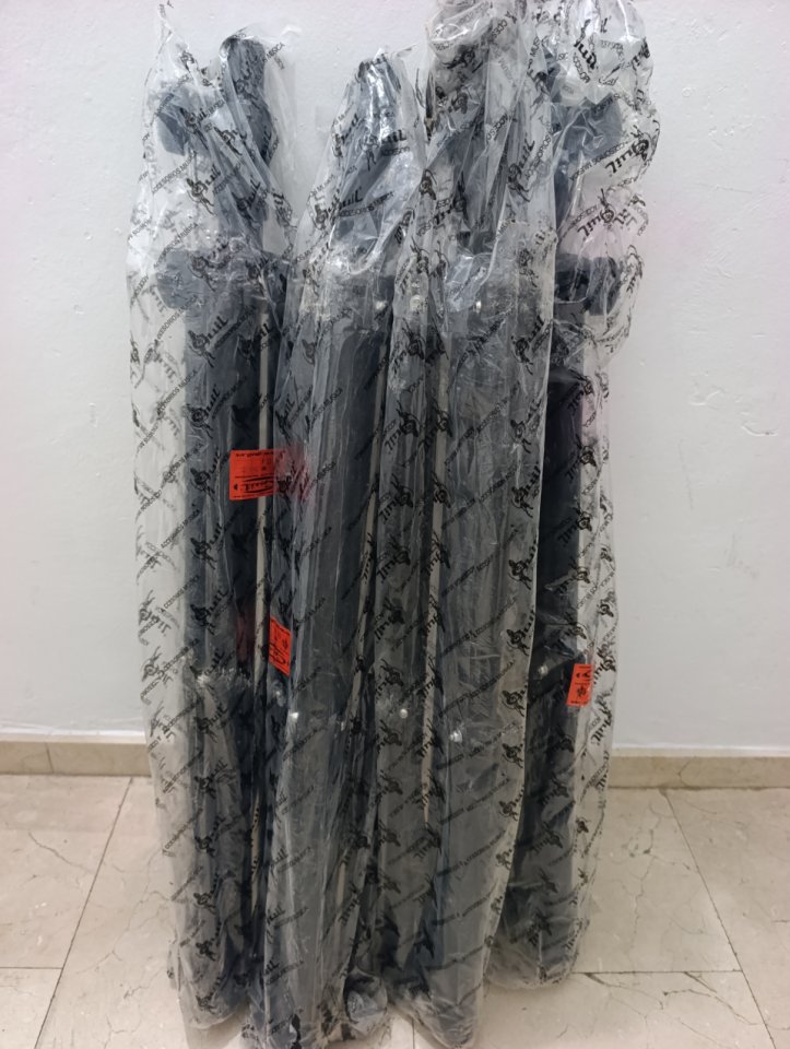 4 pies de Altavoz nuevos a estrenar