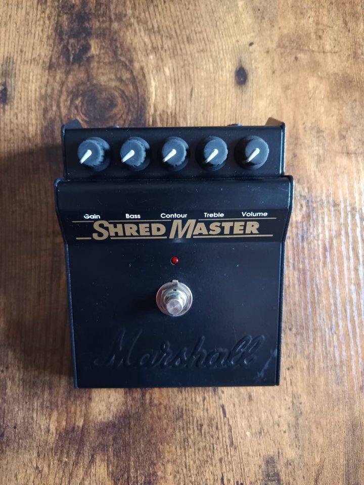 Marshall Shred Master 90's de segunda mano · Foto 1 de 3 · Madrid · 100 €