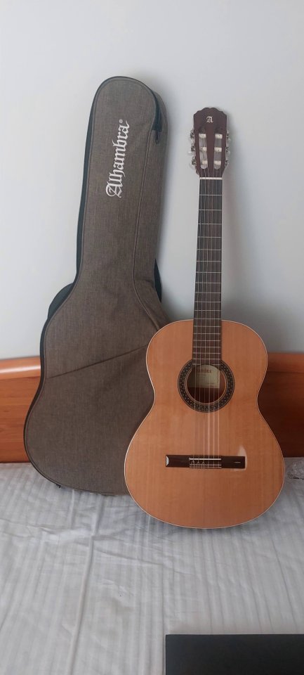 Alhambra C1 COMO NUEVA + Funda Alhambra 9730 de segunda mano · Foto 9 de 10 · Bizkaia · 340 €