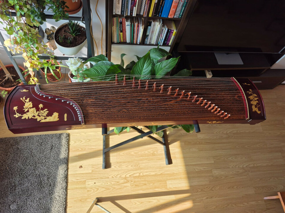 Guzheng o citarra china. de segunda mano · Foto 3 de 10 · Madrid · 250 €